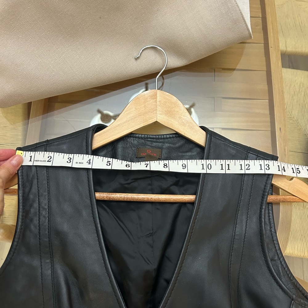 Danier Black Leather Vest - Picture 9 of 10